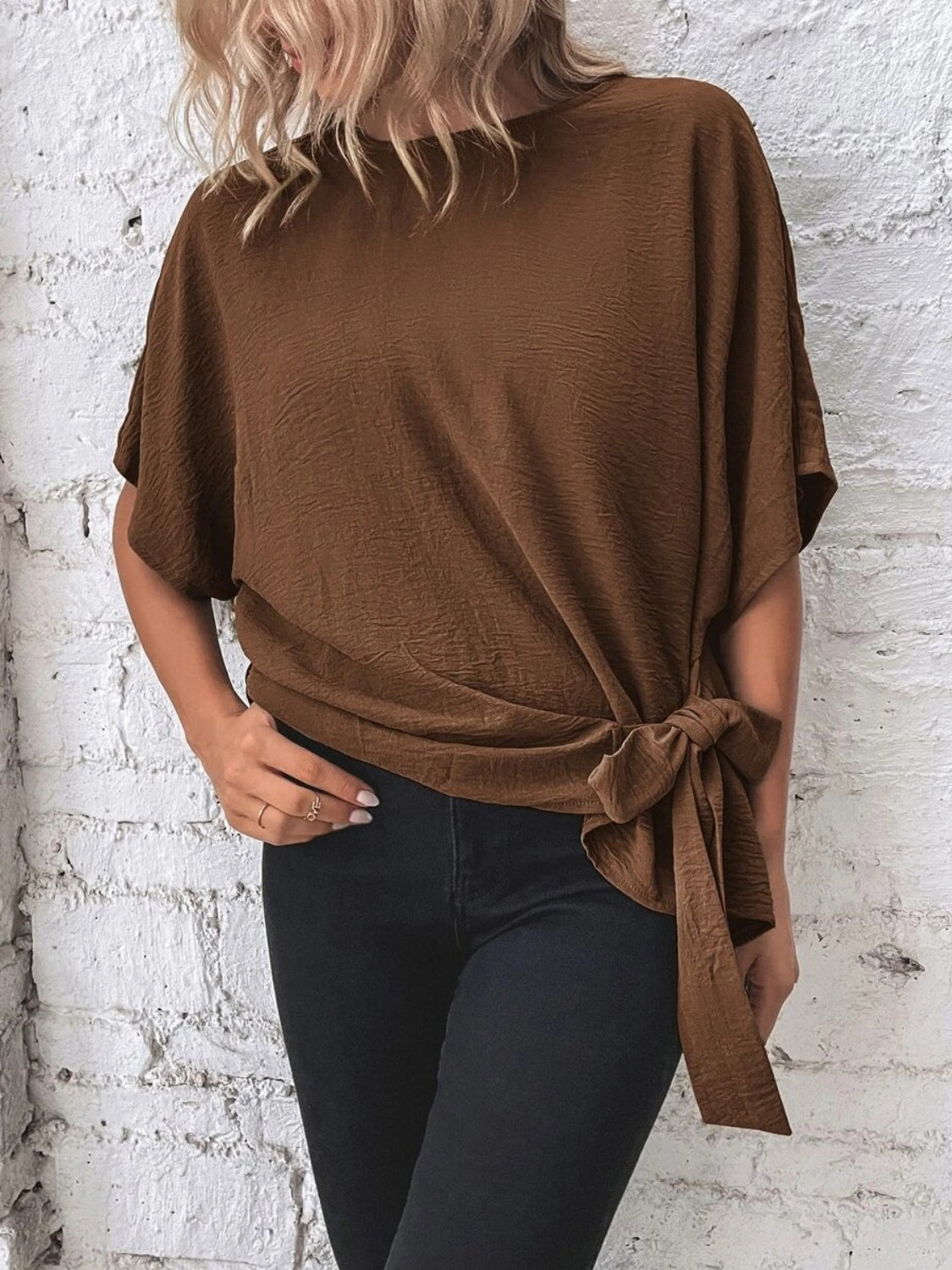 Alejandra® | Knotted, mid-length blouse with a round neckline