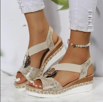 Alison® | Comfortable and stylish sandals