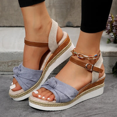 Pria® | Fashionable Sandals