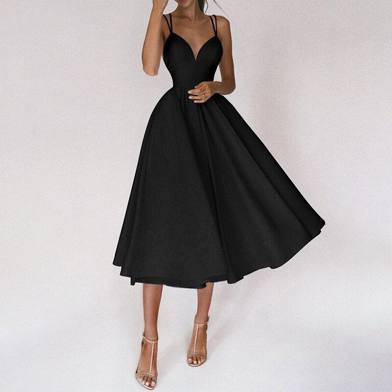 Macarena® | Elegant Dress With V-Neck And Straps