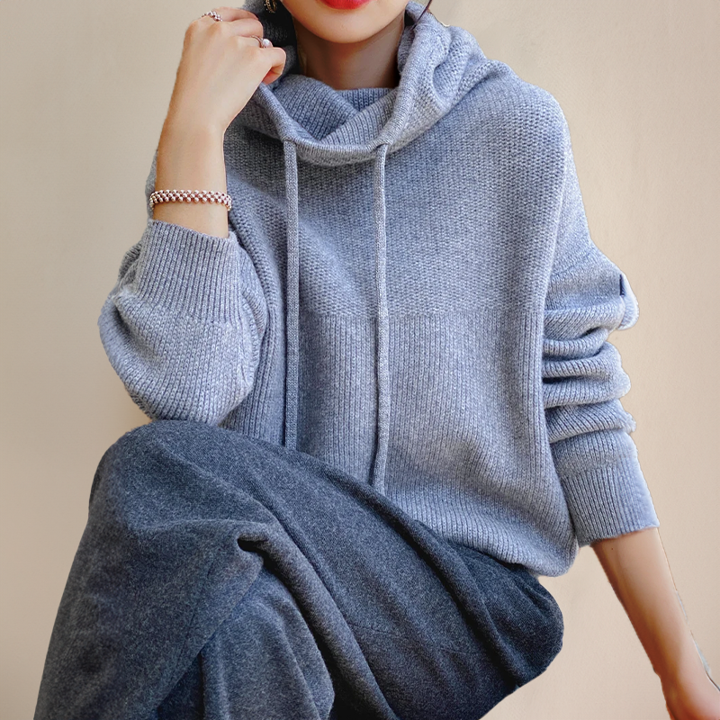 Delfina® | Elegant turtleneck sweater made of merino wool