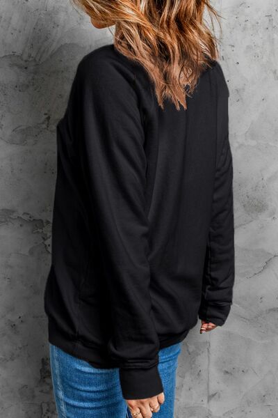 Luz® | Long sleeve crew neck sweatshirt with letter graphic