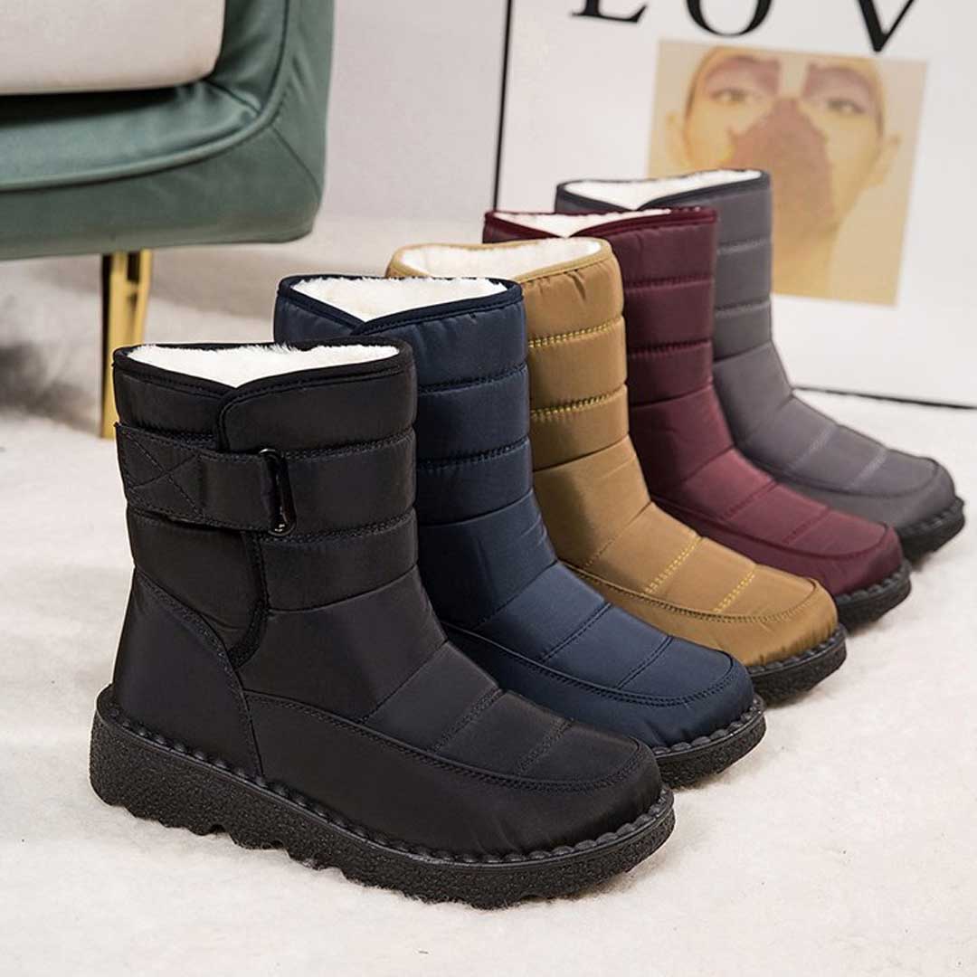 Una® | Warm lined snow boots perfect for winter adventures