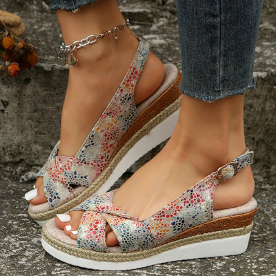 Dalia® | Durable Hiking Sandals For Women For Summer